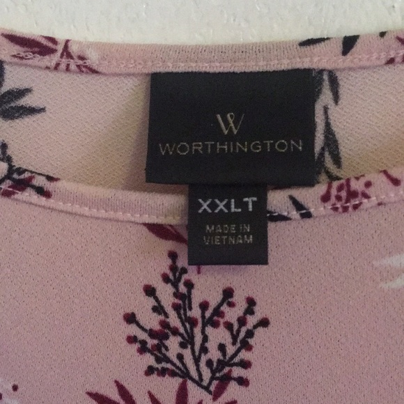 Worthington Cold Shoulder Top. - Picture 2 of 4
